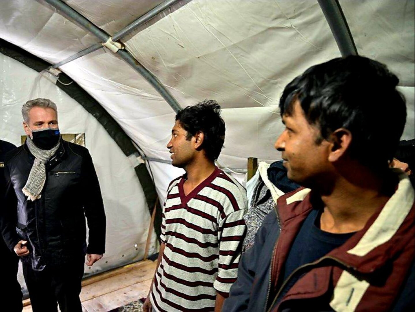 Sattler: Migranti ne mogu biti na jednoj ili dvije tačke u BiH - slika 2